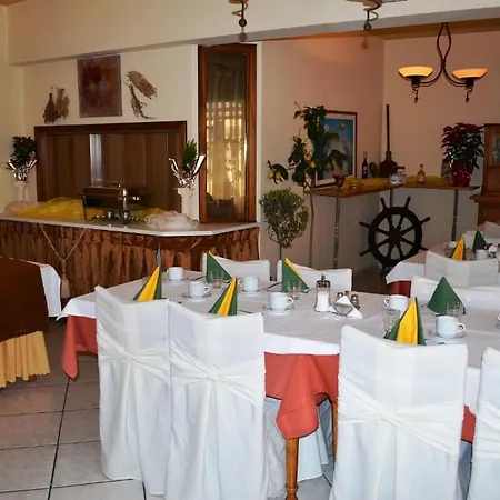 Europe מלון Paralía